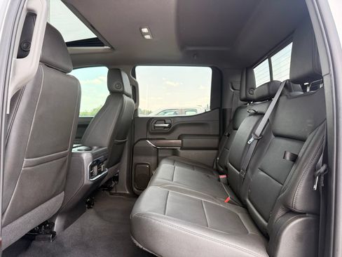 Used 2021 GMC Sierra 1500 SLT w/ SLT Convenience Package AWD/4WD image 23