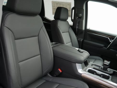 New 2026 Chevrolet Silverado 1500 RST w/ Redline Edition image 24