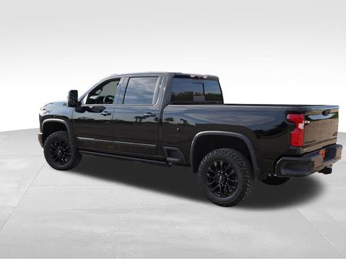 Used 2024 Chevrolet Silverado 3500 High Country w/ High Country Premium Package AWD/4WD image 8