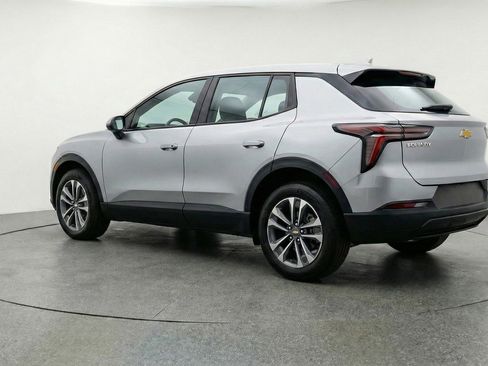 Used 2025 Chevrolet Equinox LT FWD image 6