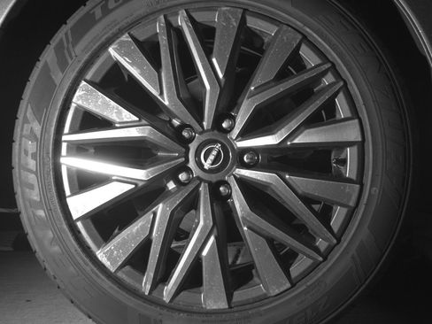 Used 2025 Nissan Altima 2.5 SV FWD image 15