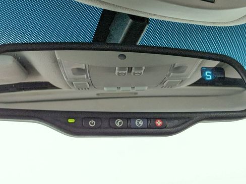 Used 2008 Cadillac DTS w/ Sun And Navigation Package image 35