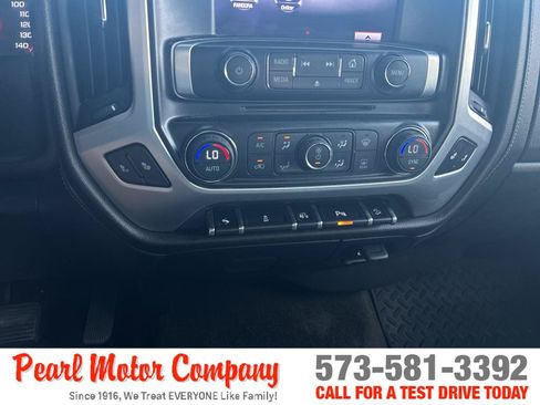 Used 2014 GMC Sierra 1500 SLT w/ SLT Preferred Package AWD/4WD image 18