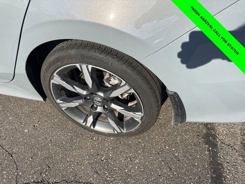 Used 2025 Honda Civic Sport Touring image 11