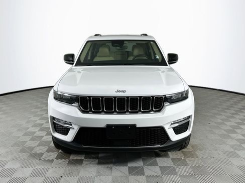 Used 2022 Jeep Grand Cherokee Limited AWD/4WD image 2