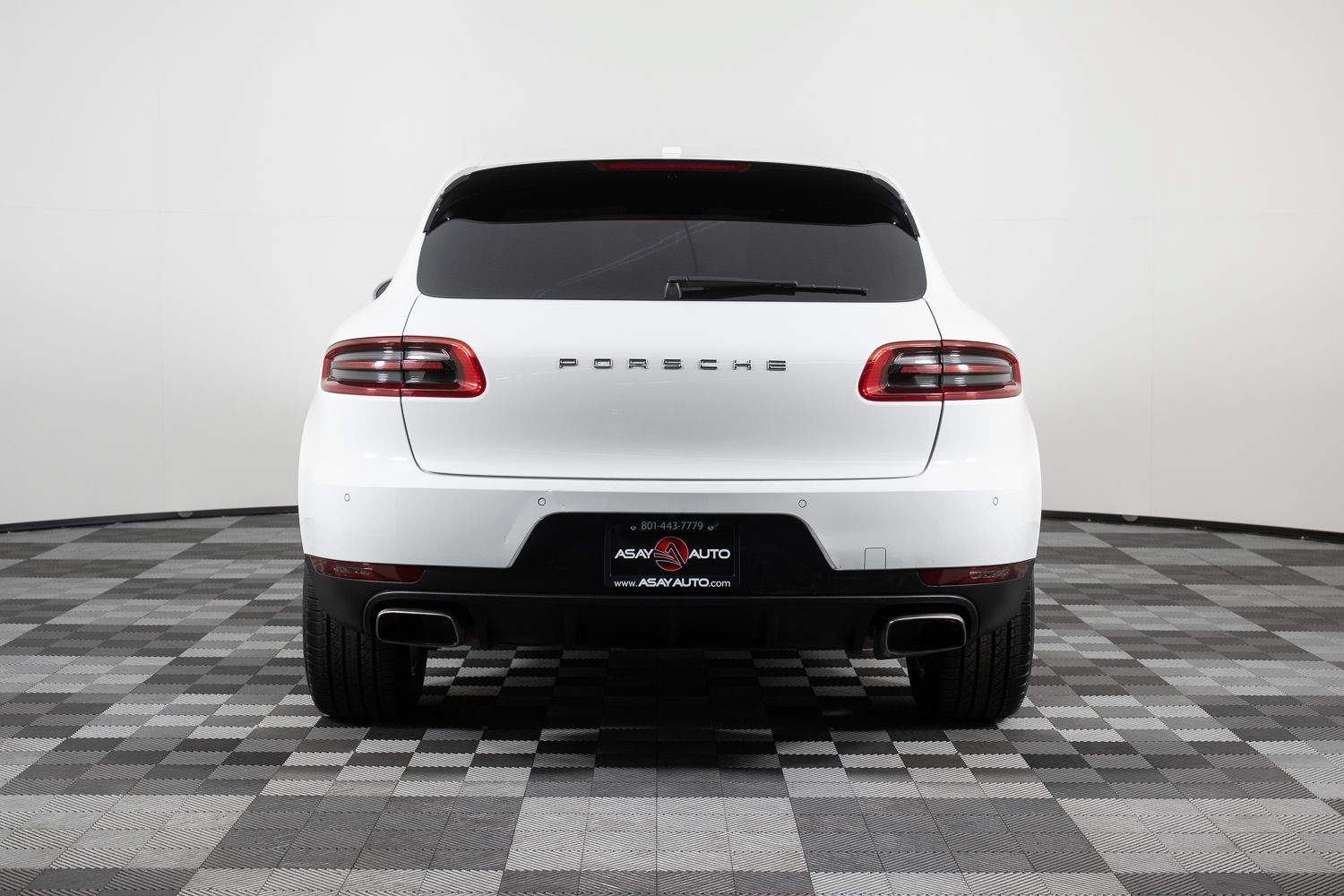 Used 2018 Porsche Macan AWD/4WD image 6