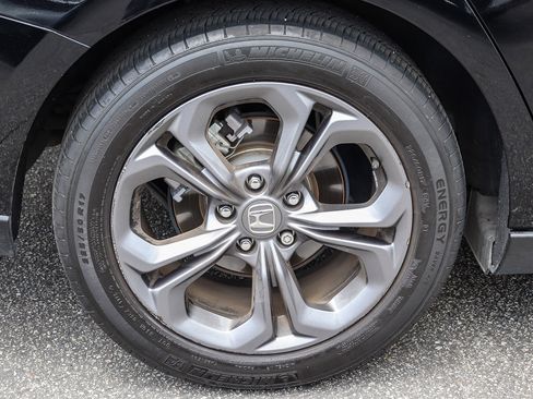 Used 2023 Honda Accord EX image 9