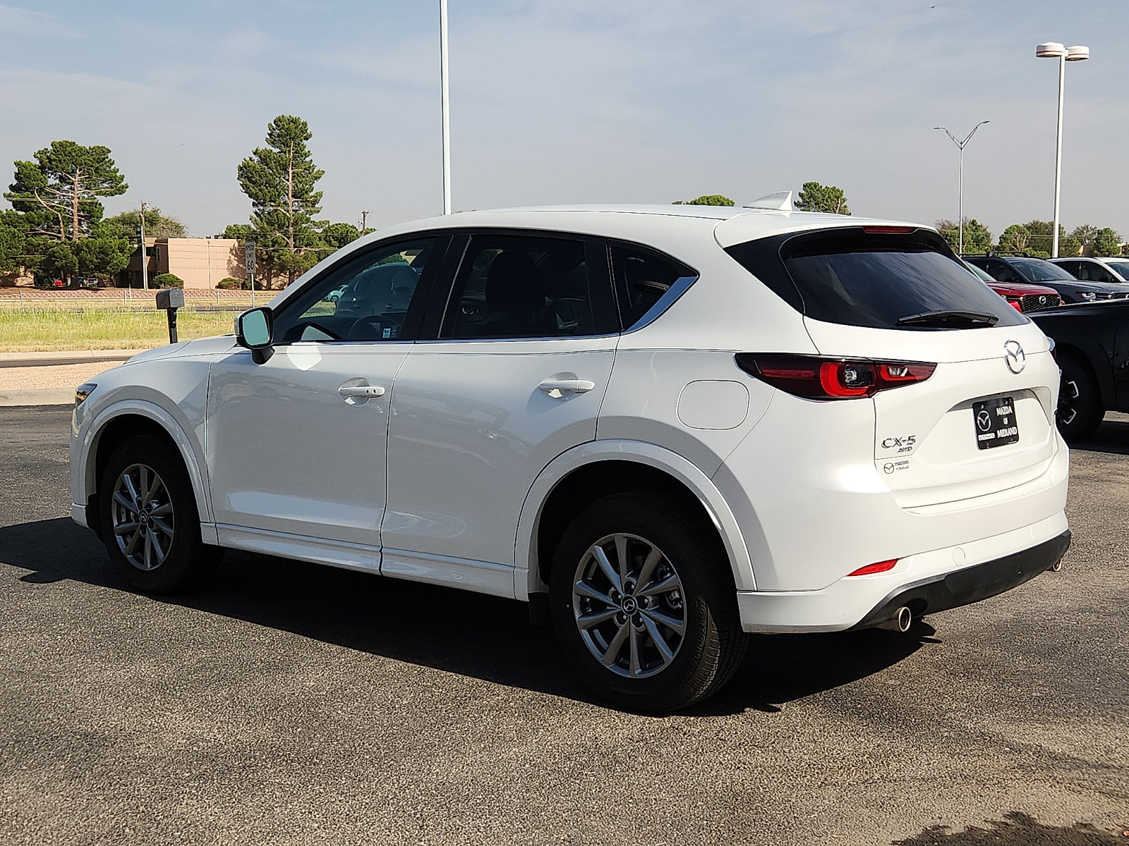 Used 2025 MAZDA CX-5 AWD 2.5 S w/ Select Package image 3