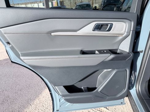 New 2026 Ford Explorer Active w/ Active Comfort Package image 20