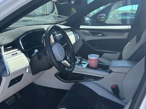 Used 2024 Jaguar F-PACE SVR image 2