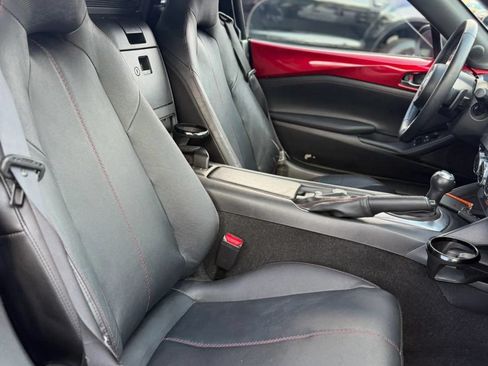 Used 2016 MAZDA MX-5 Miata Grand Touring RWD image 18