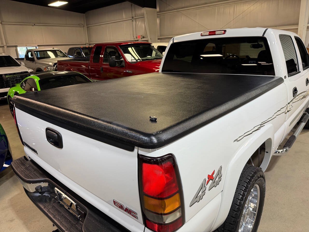 Used 2007 GMC Sierra 2500 SLE w/ Heavy-Duty Power Package AWD/4WD image 49