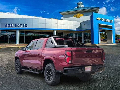 New 2026 Chevrolet Colorado Z71 w/ Midnight Edition AWD/4WD image 3