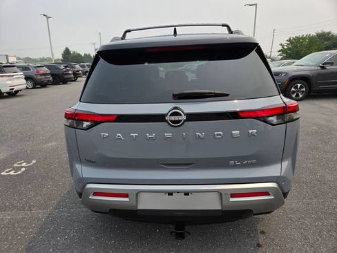 Used 2024 Nissan Pathfinder SL AWD/4WD image 15