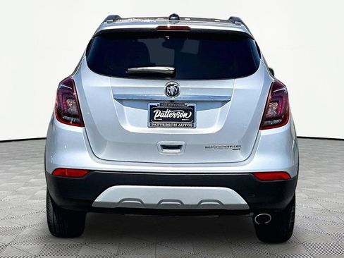 Used 2022 Buick Encore Preferred w/ Safety Package AWD/4WD image 4
