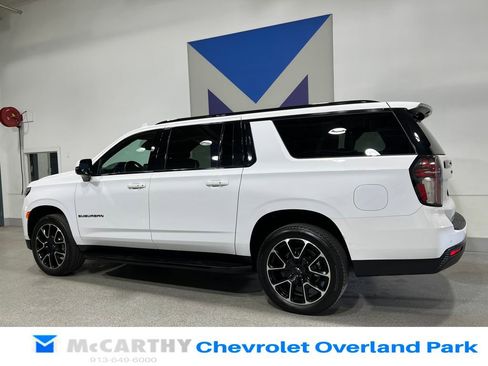 Used 2024 Chevrolet Suburban RST w/ Luxury Package image 7