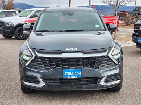 Used 2023 Kia Sportage LX image 6