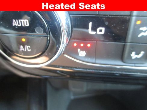 Used 2025 Chevrolet Trax ACTIV w/ Driver Confidence Package FWD image 17