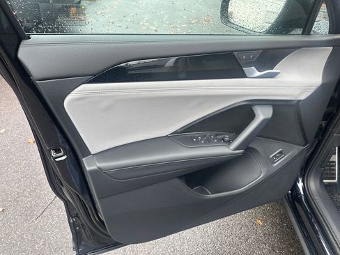 New 2026 Volkswagen Tiguan SE R-Line image 5