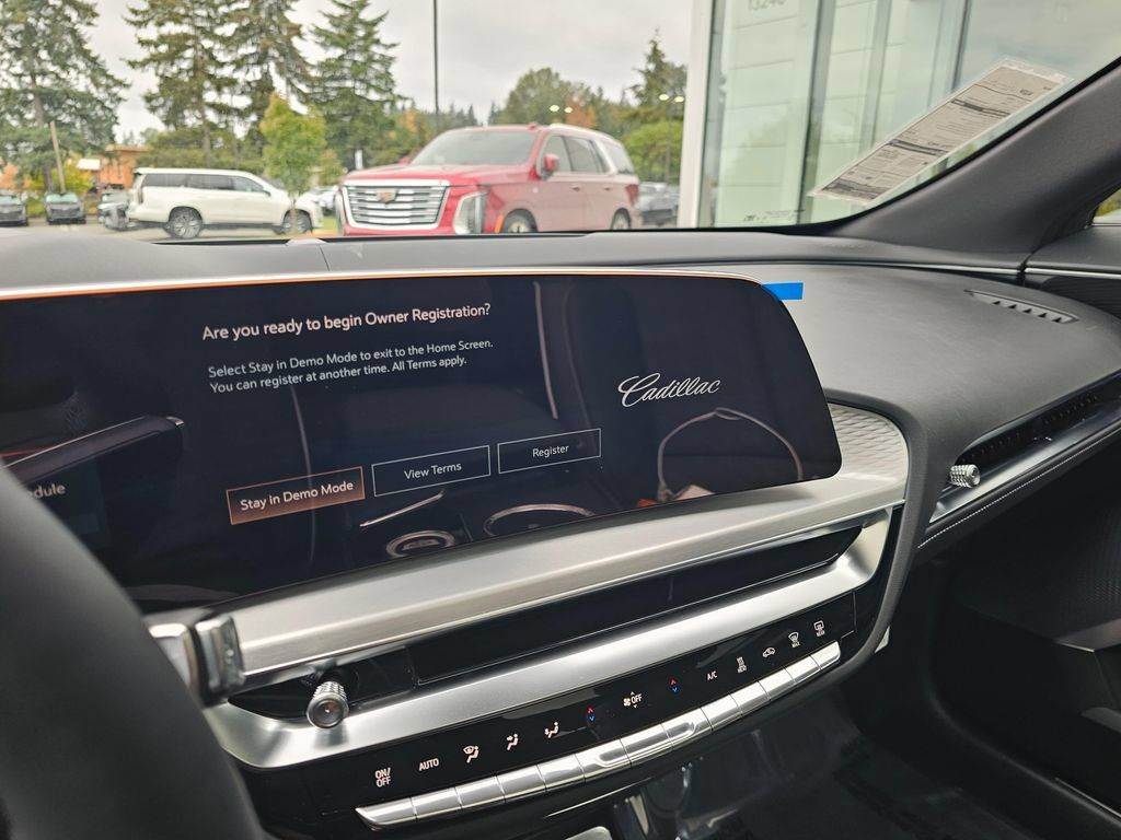 New 2027 Cadillac Lyriq Signature Sport w/ Nappa Leather Package AWD/4WD image 28