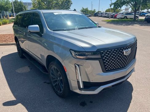 Used 2023 Cadillac Escalade ESV Premium Luxury AWD/4WD image 7