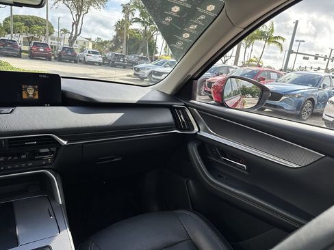 Used 2025 MAZDA CX-90 Plug-In Hybrid w/ Preferred image 15