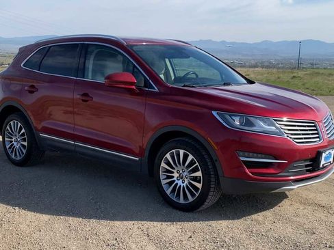 Used 2018 Lincoln MKC Reserve AWD/4WD image 2