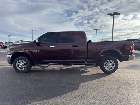 Used 2015 RAM 2500 Laramie w/ Convenience Group image 8
