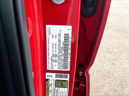Certified 2026 Toyota Tacoma SR5 AWD/4WD image 34
