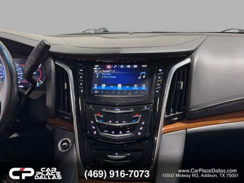 Used 2019 Cadillac Escalade Luxury RWD image 35