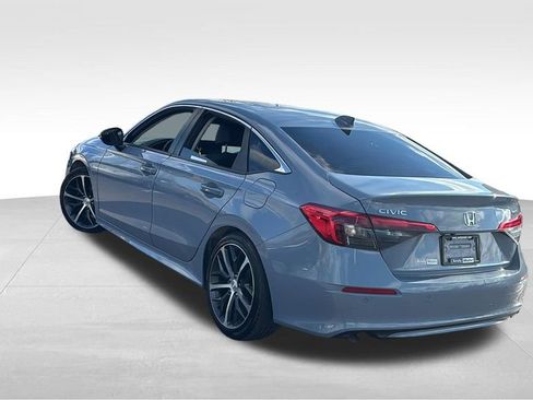 Used 2024 Honda Civic Touring image 5