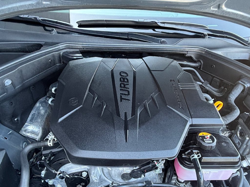 Used 2026 Genesis G70 2.5T RWD image 18