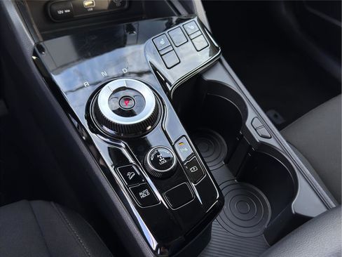 Used 2023 Kia Sportage LX image 14