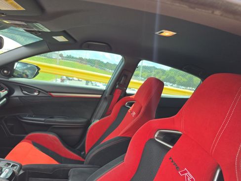 Used 2021 Honda Civic Type R image 19