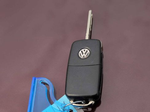 Used 2013 Volkswagen Passat 2.5 SE image 32