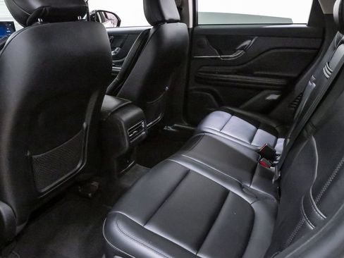 Used 2023 Lincoln Corsair FWD image 10