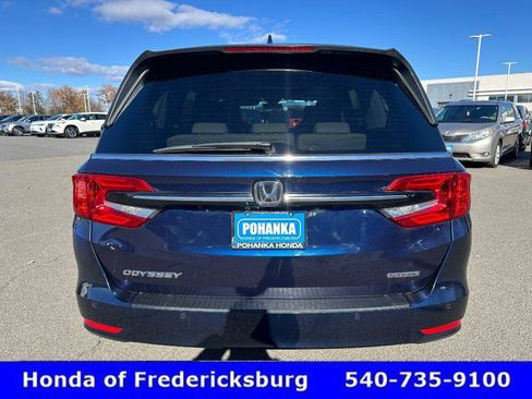Certified 2024 Honda Odyssey Touring image 5