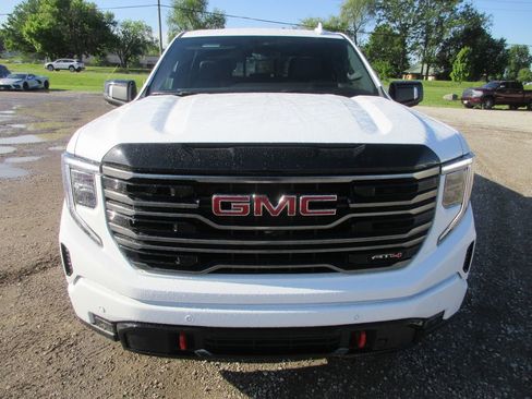 New 2026 GMC Sierra 1500 AT4 w/ AT4 Premium Package AWD/4WD image 12