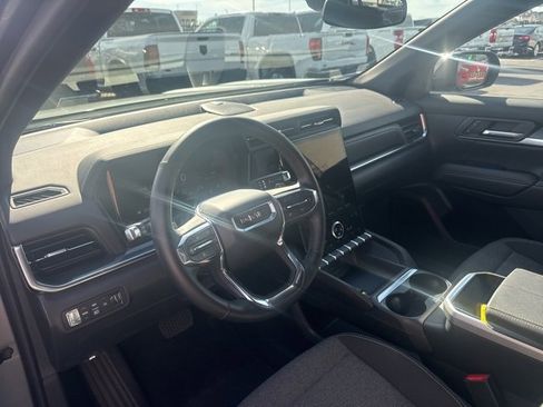 Used 2025 GMC Terrain Elevation image 10