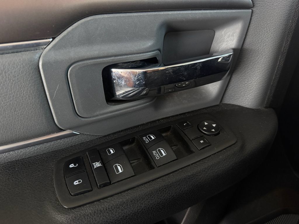 Used 2024 RAM 1500 Classic SLT AWD/4WD image 25