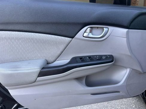 Used 2014 Honda Civic LX image 9