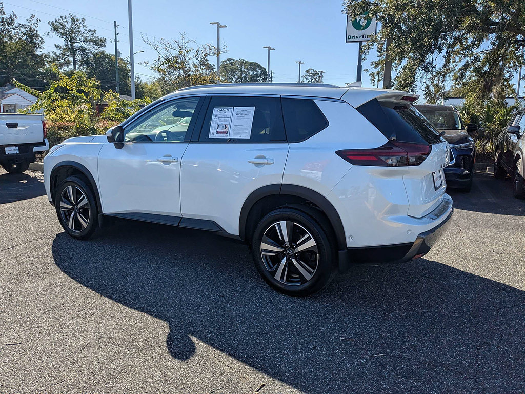 Certified 2025 Nissan Rogue SL w/ SL Premium Package FWD image 7