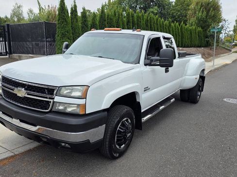 Used 2006 Chevrolet Silverado 3500 LT w/ Heavy-Duty Power Package image 1