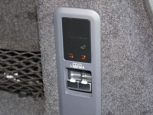 New 2026 Land Rover Range Rover Sport SE image 46