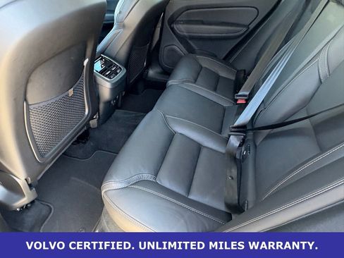 Certified 2023 Volvo XC60 B5 Ultimate w/ Climate Package image 31