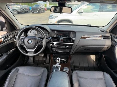 Used 2017 BMW X3 xDrive28i AWD/4WD image 2