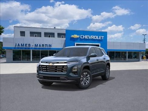 New 2026 Chevrolet Equinox LT w/ Safety and Technology Package FWD image 8