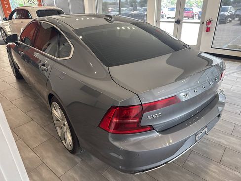 Used 2018 Volvo S90 T6 Momentum AWD/4WD image 18