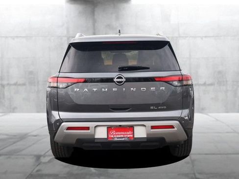 Certified 2025 Nissan Pathfinder SL AWD/4WD image 6