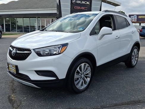 Used 2020 Buick Encore Preferred w/ Safety Package FWD image 3